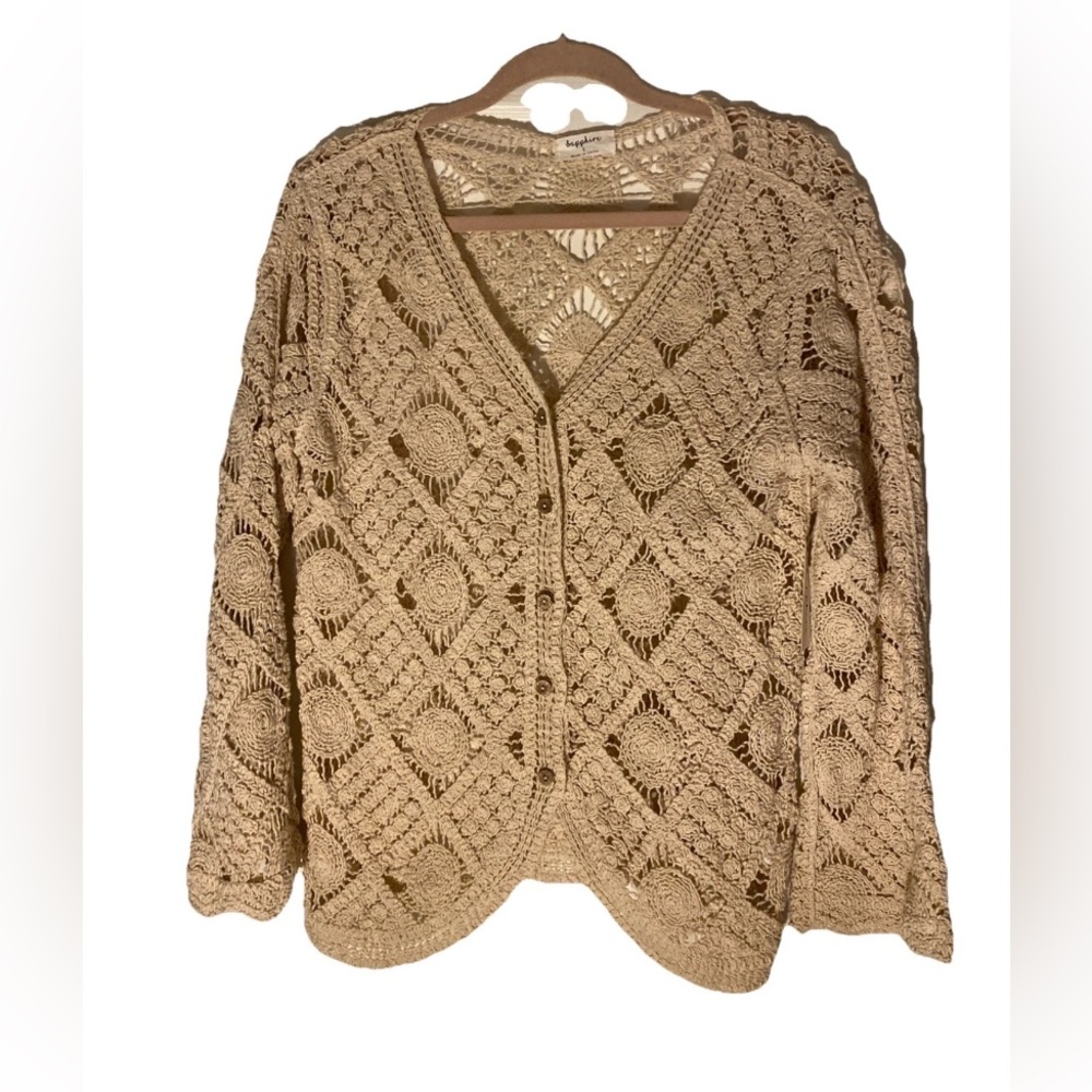 NWT 
Beige Crochet Women Sweater